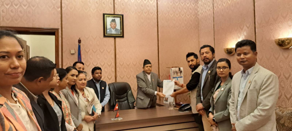 रास्वपाका सांसदले संसद् अवरूद्ध हुँदाको सेवा- सुविधा नलिने 