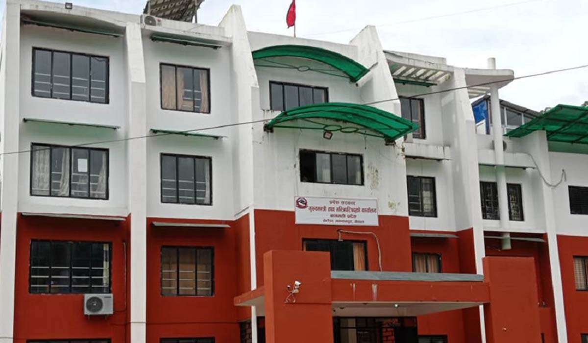 वागमतीका मुख्यमन्त्री परिवर्तन गर्ने कांग्रेसको प्रयास, राजीनामा नदिएपछि मन्त्रीहरुले नै छोडे