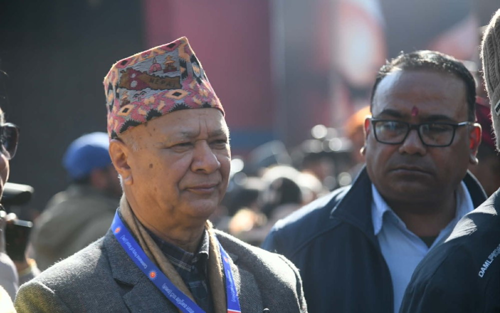 संसद् पुनःस्थापनामा पन्तको अडान
