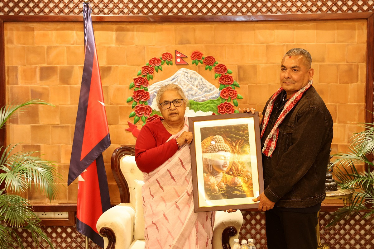 दुर्गा प्रसाईंलाई चुनावबाटै मुद्दा अनुमोदन गराउन प्रधानमन्त्री कार्कीको सुझाव
